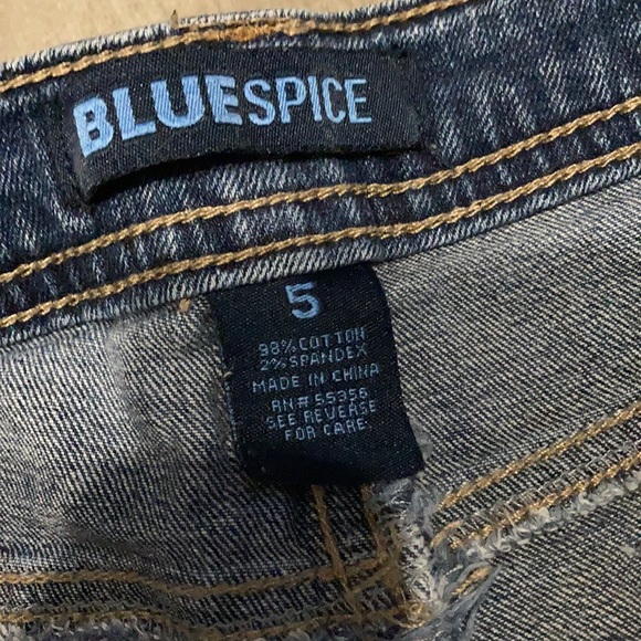 jean shorts size 5 - Picture 4 of 5